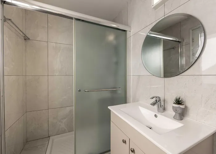 Haven 2 Cyprus Protarász