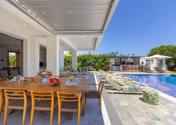 Haven 2 Cyprus Villa *