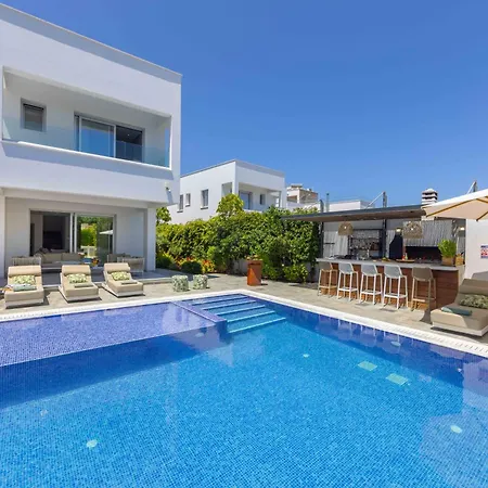 Haven 2 Cyprus Villa *