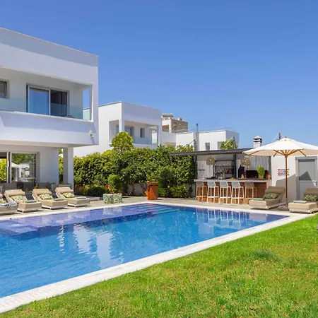 Haven 2 Cyprus Villa *