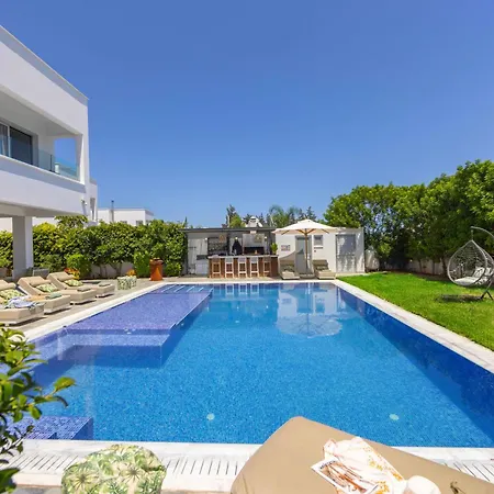 Haven 2 Cyprus Протарас